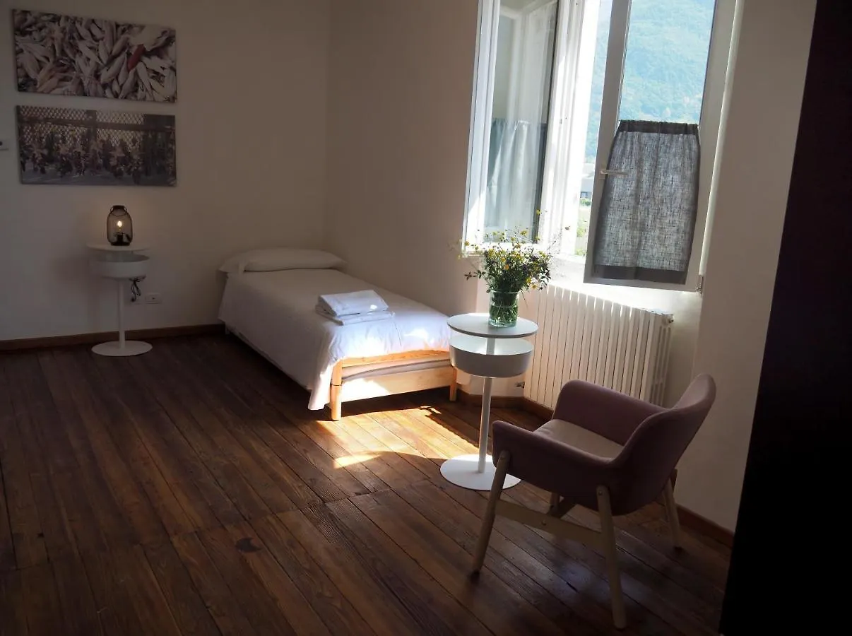 Open Cascina Villa Colico 0*,