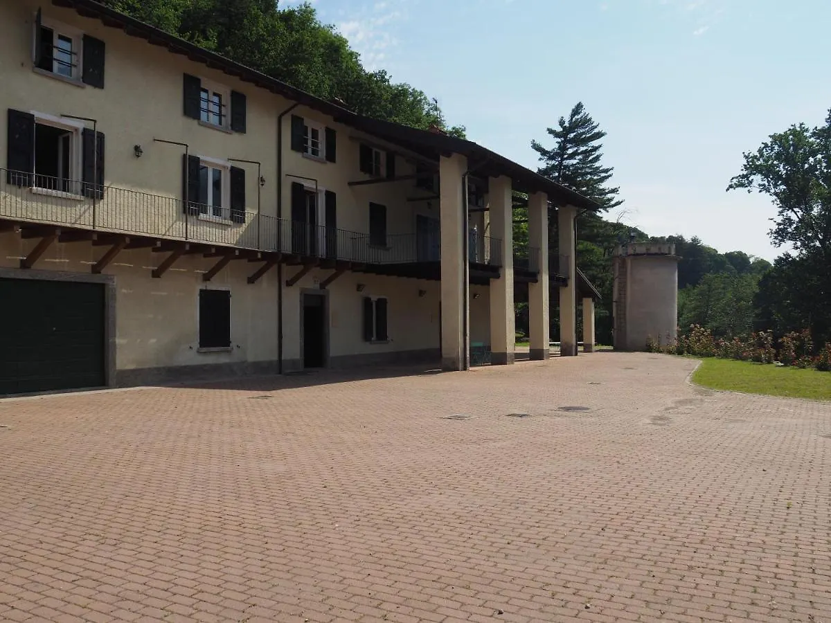 Open Cascina Villa Colico 0*,  Italy