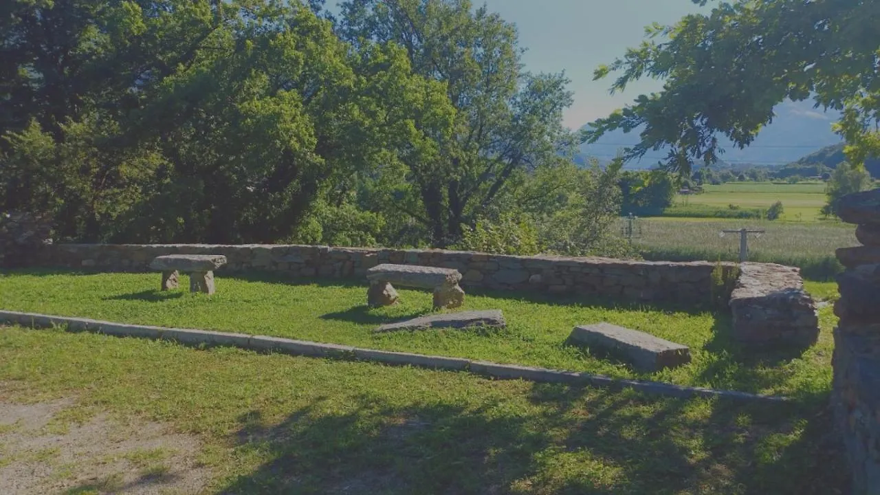 Open Cascina Villa Colico Farm stay