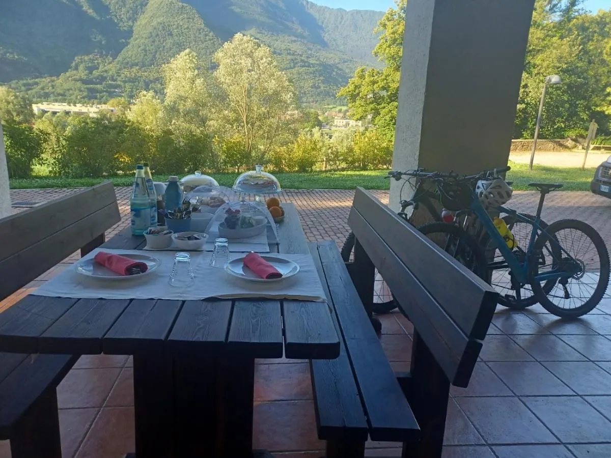 Open Cascina Villa Colico 0*,  Italy